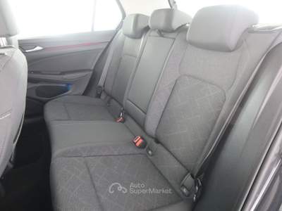 Volkswagen Golf Golf 1.0 eTSI EVO DSG Life Grigio usata Parma