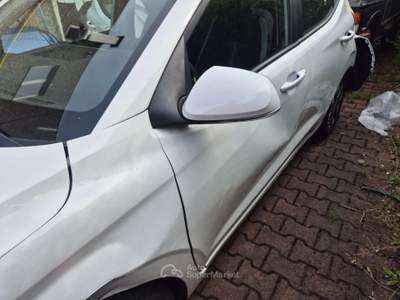 Hyundai i10 1.0 mpi 67 CV DANNEGGIATA Bianco usata Cornaredo