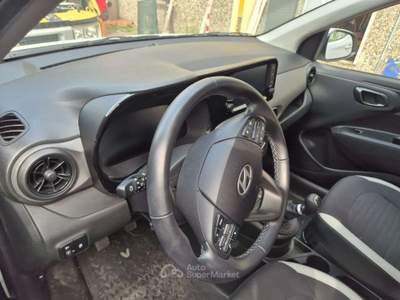 Hyundai i10 1.0 mpi 67 CV DANNEGGIATA Bianco usata Cornaredo