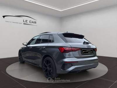 Audi A3 Sportback 35 2.0 tdi S line Edition s-tronic "UNICO PROPRIETARIO TETTO APRIBILE FARI MATRIX " Grigio usata Giussano