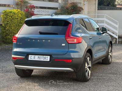 Volvo XC40 2023 1.5 t4 recharge phev Core auto Blu/Azzurro usata Castegnato