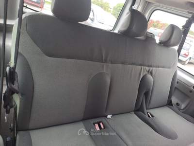Renault Trafic T29 2.0 dCi/115 PL-TN Passenger Pack Argento usata Presicce-Acquarica