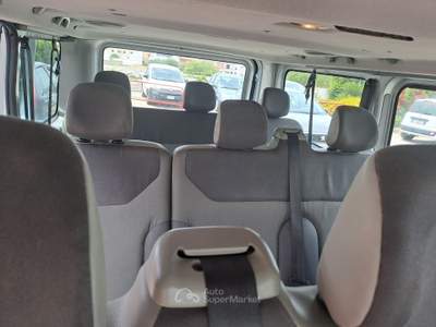 Renault Trafic T29 2.0 dCi/115 PL-TN Passenger Pack Argento usata Presicce-Acquarica