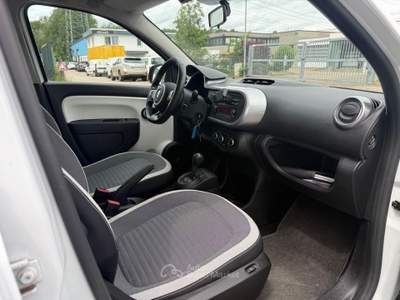 Renault Twingo 1.0 benzina C automatico Intens Limited Bianco usata Roma