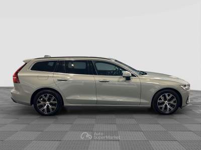 Volvo V60 V60 B4 (d) automatico Core Grigio usata Parma
