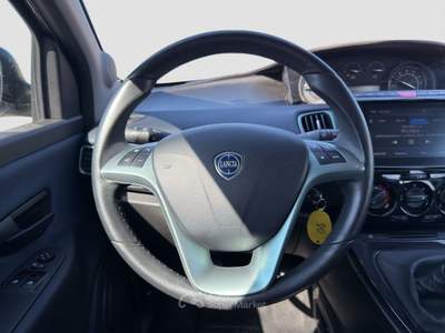 Lancia Ypsilon Ypsilon 1.0 FireFly 5 porte S&S Hybrid Gold Grigio usata Parma