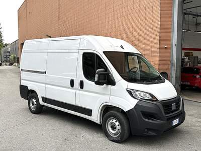 Fiat Ducato 35 L2 H2 2.2 mjt3 140cv serie 9 Blu/Azzurro usata Paderno Dugnano