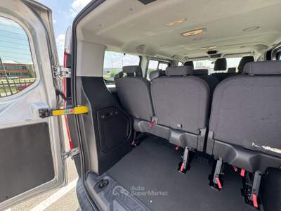 Ford Transit Custom Combi Trend 2.0 TDCi 130CV Manuale Passo Corto 9 posti Argento usata Crocetta del Montello