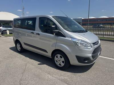 Ford Transit Custom Combi Trend 2.0 TDCi 130CV Manuale Passo Corto 9 posti Argento usata Crocetta del Montello