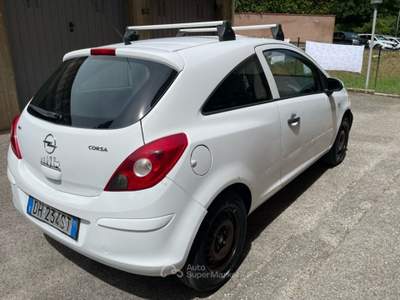 Opel Corsa Van Bianco usata Sovicille