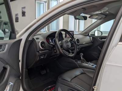 Audi A3 CLEAN DIESEL QUATTRO EDITION Bianco usata Desenzano del Garda