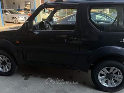Suzuki Jimny 16V cat 4WD Special Nero usata Mondovì