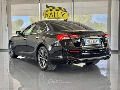 Maserati Ghibli Maserati Ghibli 3.0 V6 Nerissimo Edition #7059 Nero usata CRISPIANO