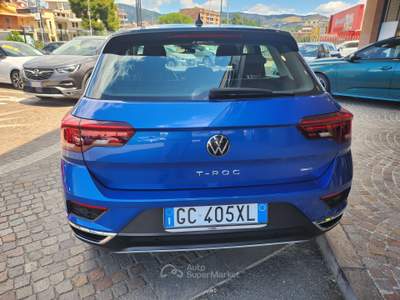 Volkswagen T-Roc T-ROCK SPORT TECNOLOGY 15TSI 150CV DSG AUTOM Blu/Azzurro usata Tivoli