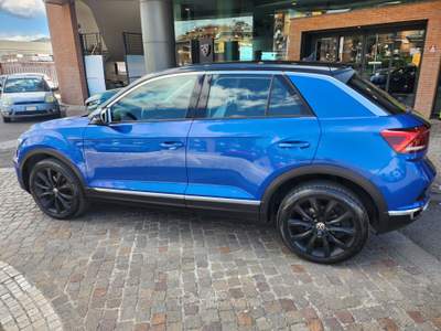 Volkswagen T-Roc T-ROCK SPORT TECNOLOGY 15TSI 150CV DSG AUTOM Blu/Azzurro usata Tivoli