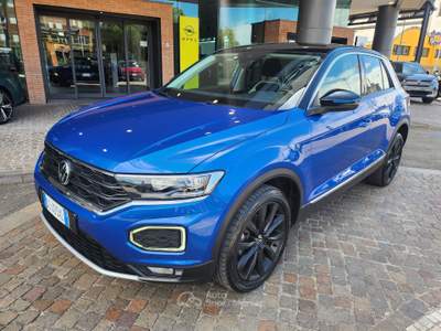 Volkswagen T-Roc T-ROCK SPORT TECNOLOGY 15TSI 150CV DSG AUTOM Blu/Azzurro usata Tivoli