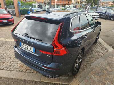Volvo XC60 VOLVO XC60 2.0D HYBRID B4 CORE AUTOM Grigio usata Tivoli