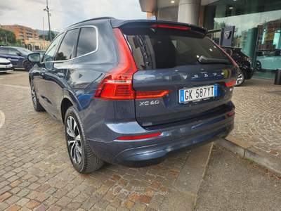 Volvo XC60 VOLVO XC60 2.0D HYBRID B4 CORE AUTOM Grigio usata Tivoli