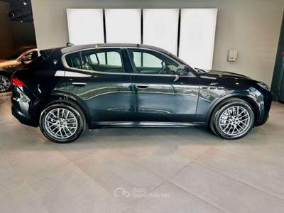 Maserati Grecale 2.0 mhev GT 250cv auto, Telecamera 360° Nero usata Venaria Reale