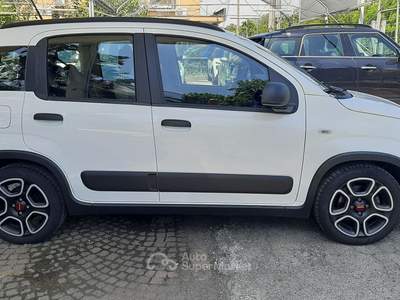 Fiat Panda Hybrid 5 Posti Bianco usata Padova