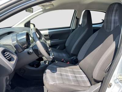 Peugeot 108 108 VTi 72 S&S 3 porte Allure NON neopatent. Grigio usata Milano