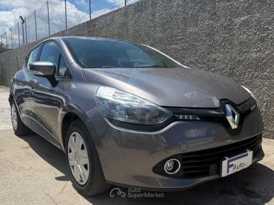 Renault Clio 1.2 75 CV BENZINA 5P. ,Clima,Bluetooth,ecc. Grigio usata San Michele Salentino