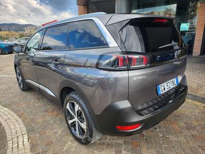 Peugeot 5008 PEUGEOT 5008 15D 130CV AT8 AUTOM ALLURE PACK Grigio usata Tivoli