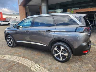 Peugeot 5008 PEUGEOT 5008 15D 130CV AT8 AUTOM ALLURE PACK Grigio usata Tivoli