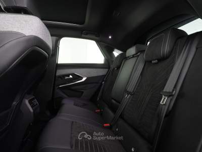 Peugeot 3008 3008 Hybrid 136 e-DCS6 Allure Blu/Azzurro usata Milano