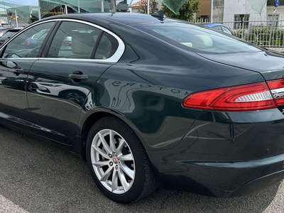 Jaguar XF