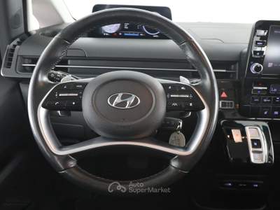 Hyundai Staria Staria 2.2 AT 2WD 9 posti Wagon Nero usata Milano