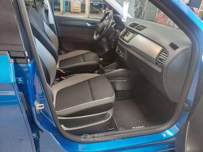 Skoda Fabia Fabia III 2015 Berlina 1.0 mpi Style 75cv Blu/Azzurro usata Nova Milanese