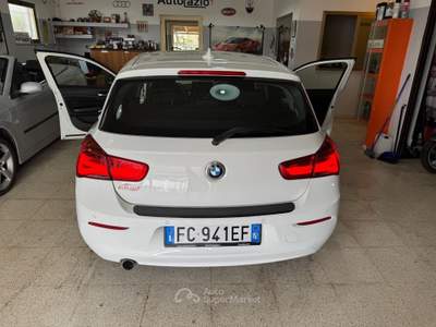 BMW Serie 1 116d 116 116d Urban cv. NAVIGATORE OK NEOPATENTATI Bianco usata Terracina