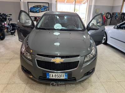 Chevrolet Cruze cc. GPL Berlina LS OK NEOPATEN Grigio usata Terracina