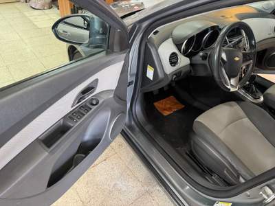 Chevrolet Cruze cc. GPL Berlina LS OK NEOPATEN Grigio usata Terracina