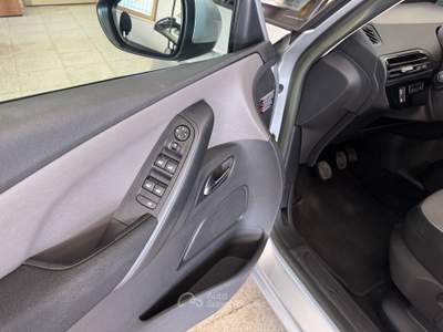 Citroen C4 Picasso C4 New PICASSO 1.6 HDi Exclusive Grigio usata Terracina