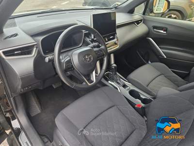 Toyota Corolla Cross 2.0h Trend 197cv e-cvt Nero usata vicenza