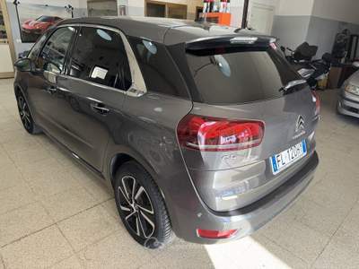 Citroen C4 Picasso NEW C4 1.6 HDi Shine NAVIGATORE Grigio usata Terracina