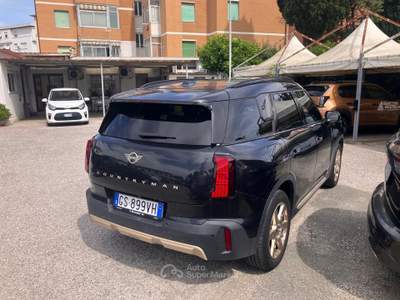 MINI Countryman 1.5 Full Hybrid 170cv Essential Nero usata LIVORNO