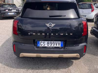 MINI Countryman 1.5 Full Hybrid 170cv Essential Nero usata LIVORNO