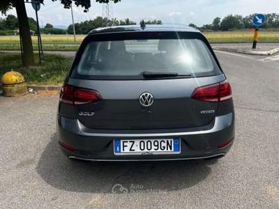 Volkswagen Golf 1.5 TGI DSG 5p. Executive BlueMotion Technology Grigio usata Arcore