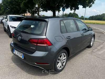 Volkswagen Golf 1.5 TGI DSG 5p. Executive BlueMotion Technology Grigio usata Arcore