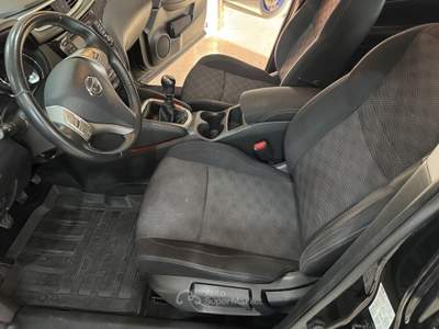 Nissan Qashqai Nissam QASHAI 1.5 dci Tekna NAVIGATORE Nero usata Terracina