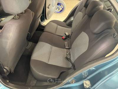 Nissan Micra 12V 5 porte Acenta OK NEOPATENTAT Oro usata Terracina