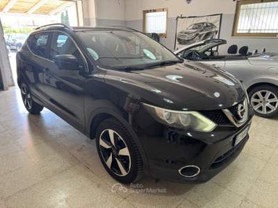 Nissan Qashqai QASHAI 1.6 DCi N-Tech Tetto-Navigatore Nero usata Terracina
