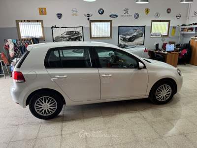 Volkswagen Golf 105 cv. 5p. Highline OK NE Bianco usata Terracina
