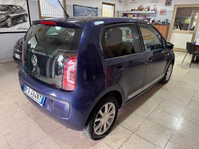 Volkswagen up! 5p. club 60 cv. OK NEOPATENTATI Blu/Azzurro usata Terracina