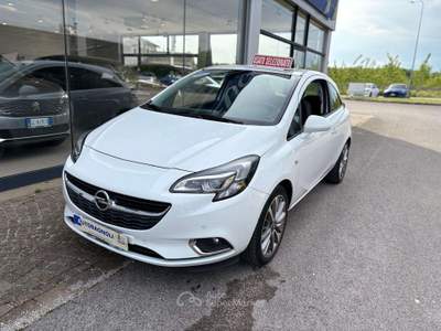 Opel Corsa Coupé INNOVATION 1.3 CDTI ecoFLEX 95CV mt Bianco usata Bagnaria Arsa