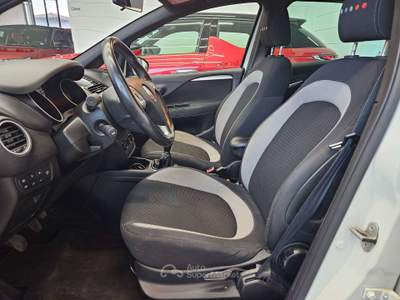 Fiat Punto 5p 1.3 mjt II 16v Lounge eco s NEOPATENTATI usata Martinengo