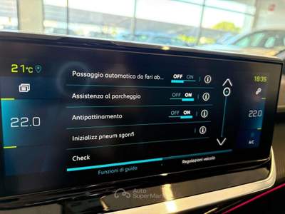 Peugeot 208 GT Line motore elettrico 5 porte SPOTICAR Rosso usata Bagnaria Arsa